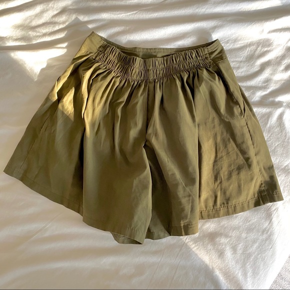 Korean Olive Green Shorts Looks Like Skirt Skort - Picture 5 of 8